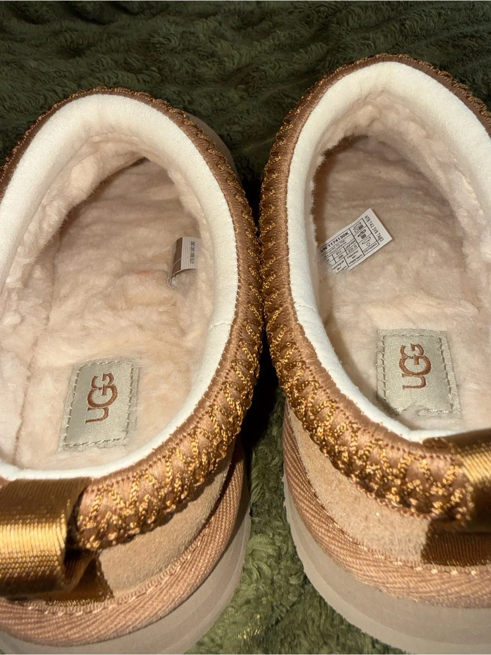 UGG Tazz Dazzle Kids Glitter Slippers - Gold - Size Kid 4